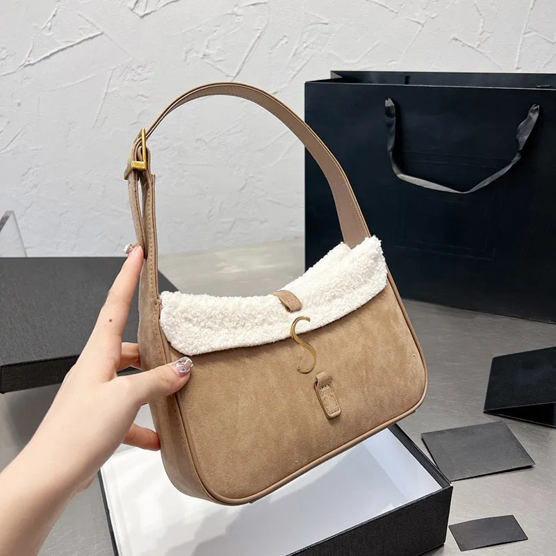 Desigers Women Handbags 토트 가방 고급 지갑 지갑 22AW 패션 숄더백 핸드백