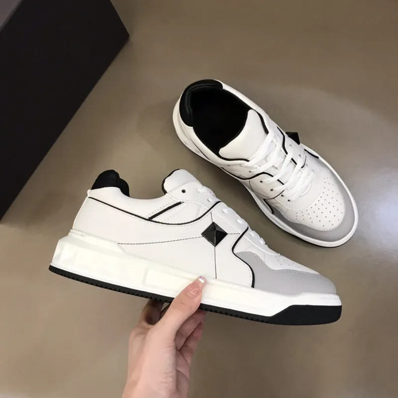 White Platform Studded Sneakers Sporty Designer Tennis Shoes for Men