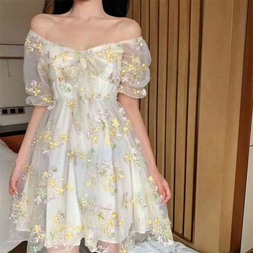 Французское цветочное платье Женщины сексуальное рукав кружевное шифоновое печатное платье Женское летнее корейское стиль винтажное сказочное платье New 210322