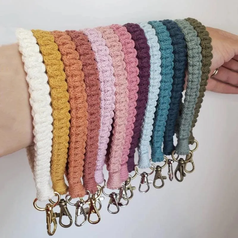 Keychains Design Hand Woven Macrame Wristlet Keychain Assorted Colors Keyring For Women Bag Charm Accessories GiftKeychains