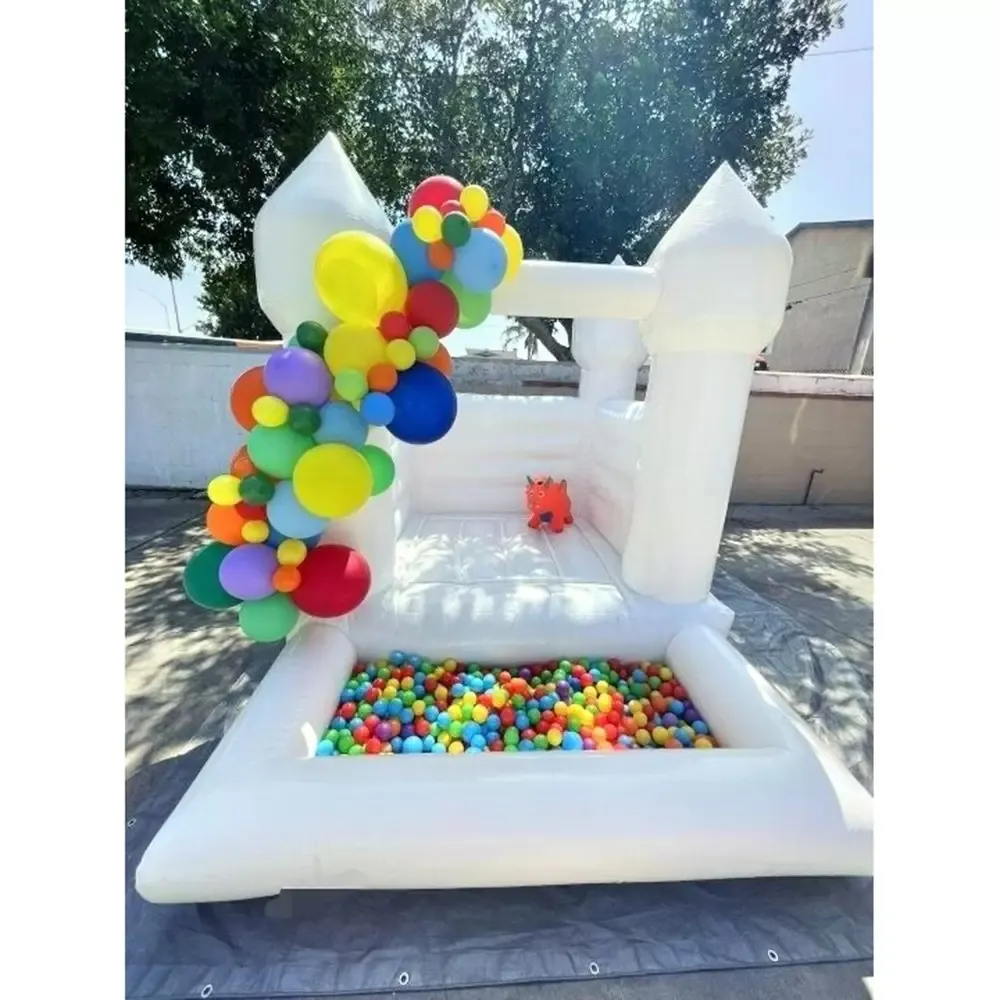 Wholesale White And Pink Kids Ballpit Bounce House Jumping Bouncy