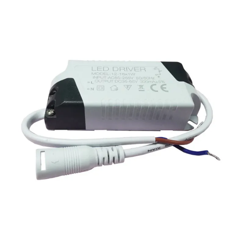 Transformateur LED AC240V Vers DC 9-18V 5W - Driver Pour Bande LED, Spot - Marque LED_Sone