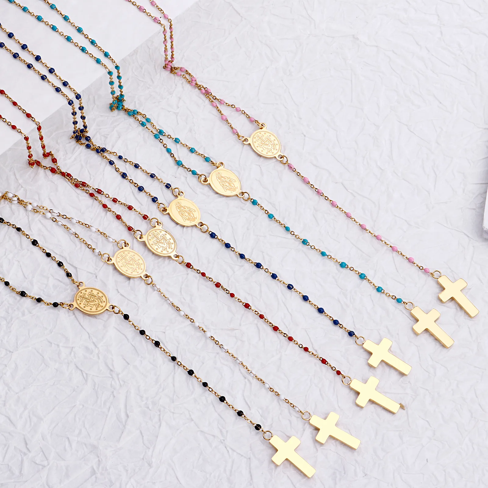 Новое винтажное золото -золото христианское кросс -богемия религиозное калочное ожерелье для женщин