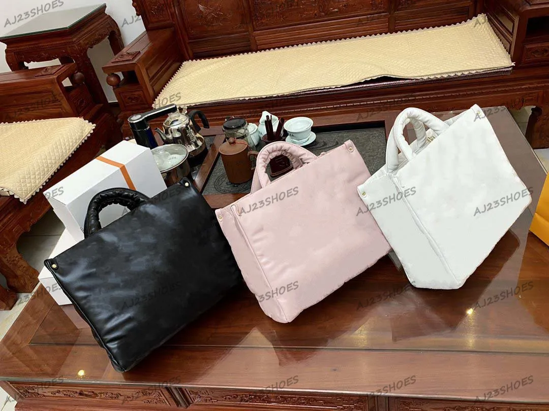 럭셔리 버블 그램 토트 : 모노그램의 empreinte 가죽 가방