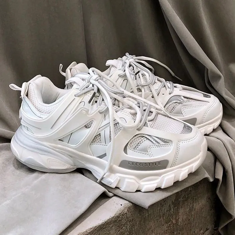 Designer luxo feminino masculino Casual Shoe Track 3.0 LED Sneaker Gomma Lather Leather Trainer Nylon PRATAGEM PLAGATED SNEAKERS MEN Light Treiners Sapatos 36-45 C35