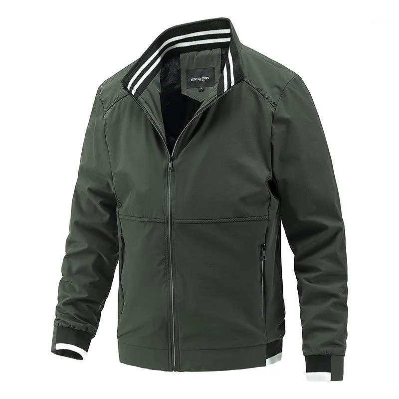 Herrjackor Autumn Jacket Män sammet Keep Warm Coat Korean Fashion Stand Collar Windsectised Outdoor Sport Wear Veste Homme