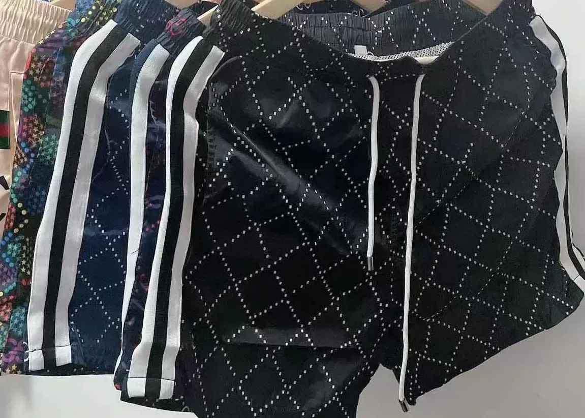 19SS Designer Style Водонепроницаемые ткани для взлетно -посадочной полосы летние пляжные брюки Мужские шорты мужчины для серфинга шорты плавать спортивные шорты спортивные шорты