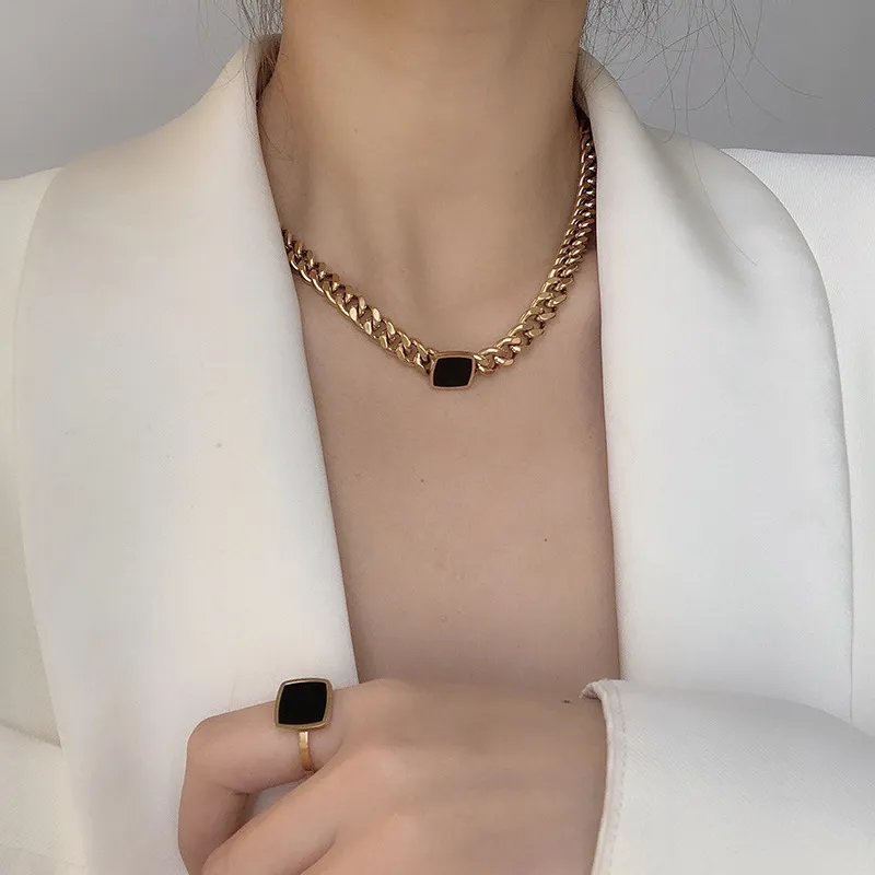 S3016 Fashion smycken överdriven titanstål tjock kedja halsband svart fyrkant