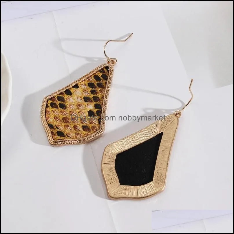 Arrival Waterdrop Snake Skin Print Old Wood Grain Pu Leather Dangle Earrings For Women & Chandelier