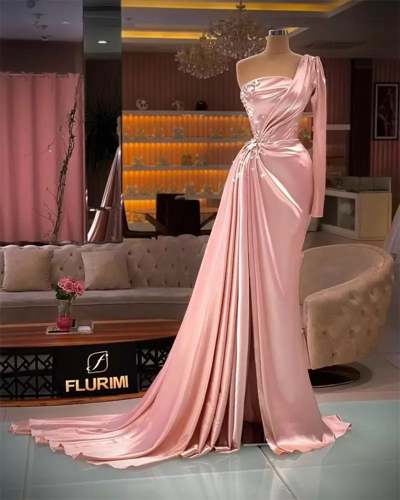 Vestidos de baile de sereia rosa Bateau pescoço de uma manga longa apliques de cetim lantejas plus size tamanho de cristal de cristal de luxo comprimento de fenda lateral