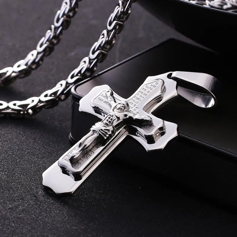 Pendant Necklaces Top Quality Amazing Gift Retro Christan Stainless Steel Men Women Cross Necklace Stylish Jesus Jewelry NecklacePendant