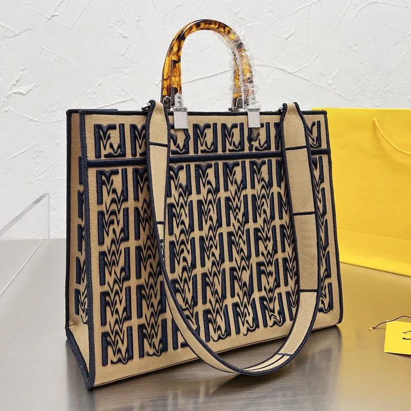 Mode vrouwen beroemde designer tas bakken van topkwaliteit dames crossbody tassen handtas canvas alfabet print grote capaciteit schouderwinkelen reiszakentas