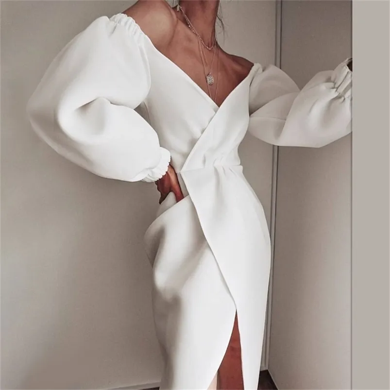 Sexig V Neck Women Wrap Dress Lantern Sleeve Slitklänningar Natt Firar White Black Party Date Robe Vestidos Kvinnligt nytt mode 210322