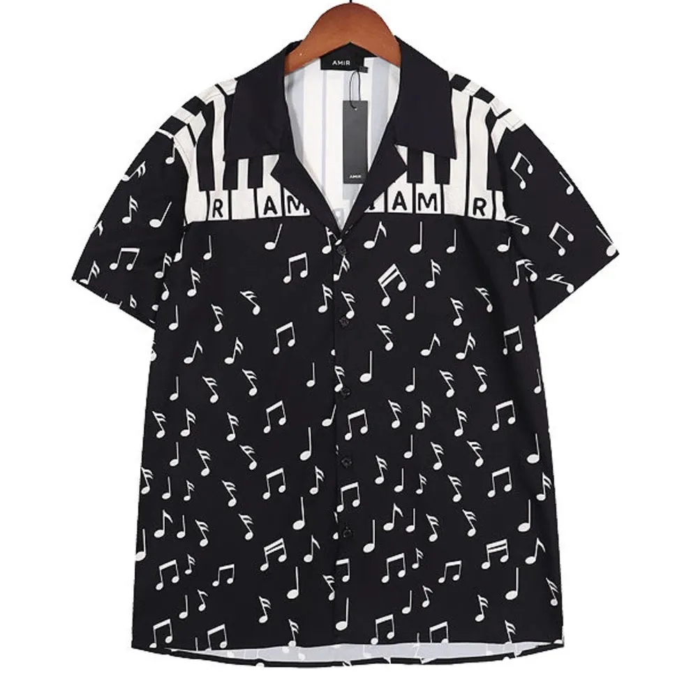 男性用の黒と白のピアノノートパターンシャツ高品質の半袖のカジュアルシャツソーシャルストリートウェアビジネスドレスシャツ