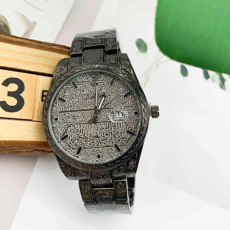 Questo orologio da polso di design R O L E X con cinturino in acciaio è scolpito con letteratura e arte romane creative e alla moda