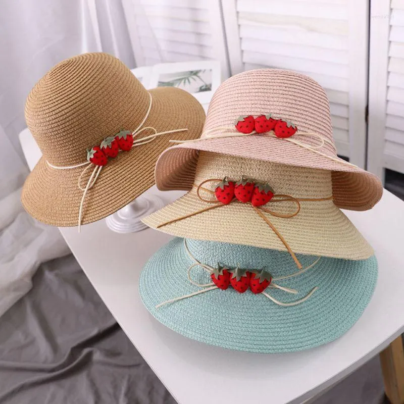 Chapeaux à large bord femmes tissé paille chapeau de soleil mignon fraise nœud papillon compressible plage CapWide Wend22