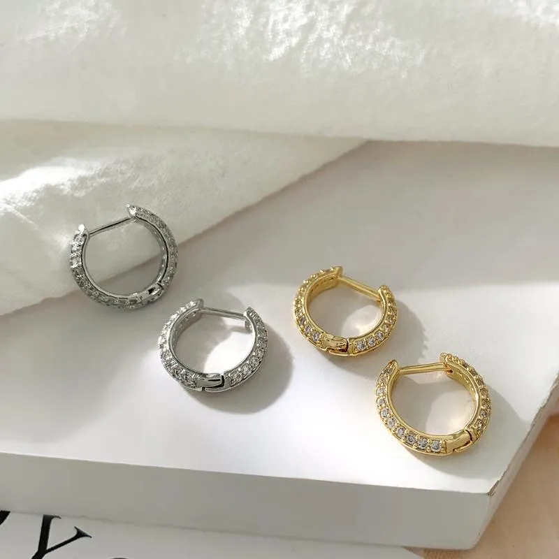 Hoop Huggie minimalistiska runda guld/silverfärgade örhängen Fashion Circle Crystal Small Brosket öronspänne smycken gåvor