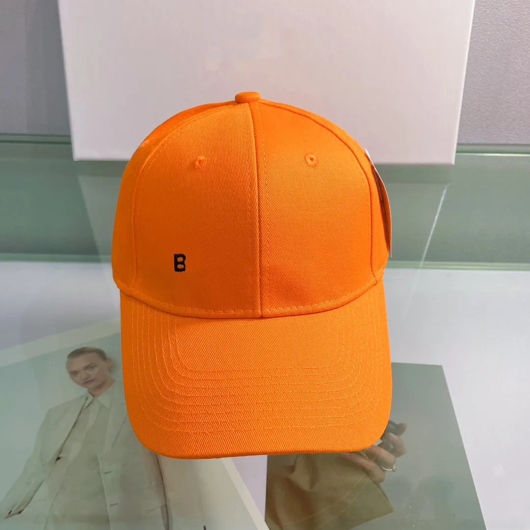 Tasarımcılar Beyzbol Kapakları Luxurys Beyzbol Kapağı Düz ​​Renkli Dil Şapkaları Klasik Spor Mizaç Yüz Çift Sıradan Seyahat Güneşlik Şapkası Çok Güzel