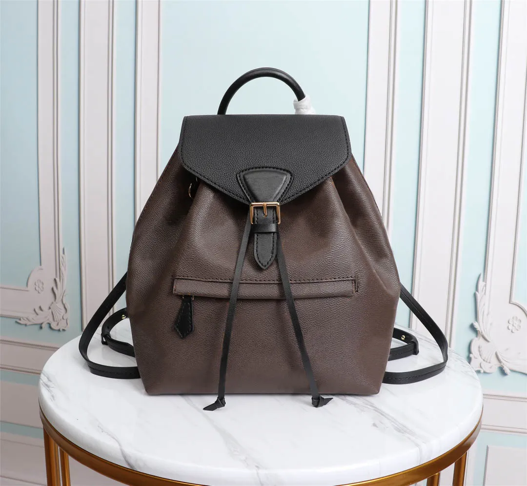 Kvinnor Ryggsäck Elegant brev Prägling Äkta Cowhide Läder Buckle Satchel Purse Axelväska Mode Pochetter Handväskor