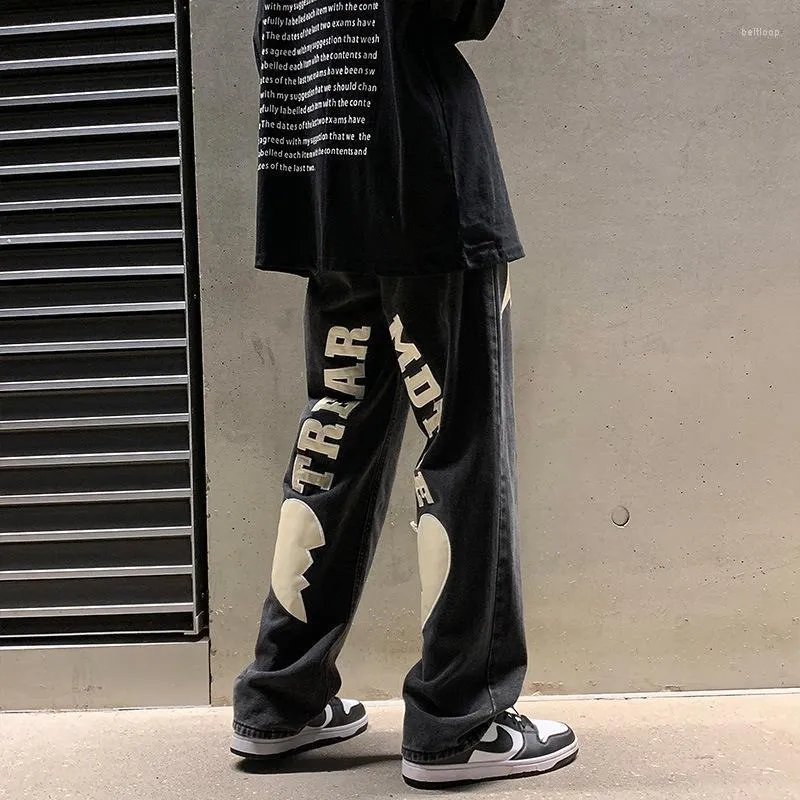 メンズジーンズエモ男性原宿レター刺繍ストリートオルトヒップホップワイドレッグだぶだぶのデニムパンツグランジローウエストズボン Y2k 服メンズ