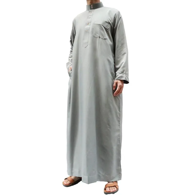 Etniska kläder Islam Abaya män muslimska kläder kaftan pakistan saudiarabien Roupas maskulinas klänningar kaftan lång mantel abayas ropa hombreeth