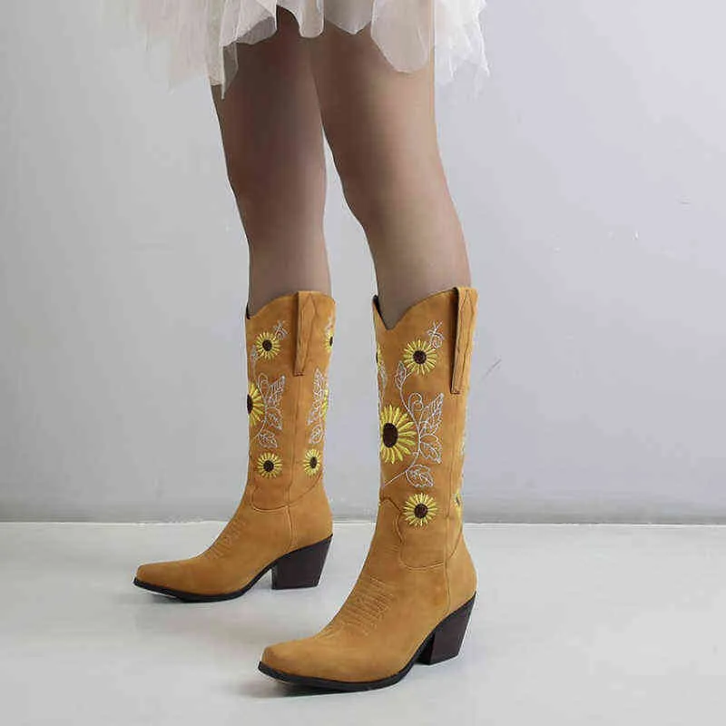 Bootsfemale Western Boots Кожаные подсолнечные туфли Daisy обувь женщина заостренные носки для сапог с теленком женщины совершенно новые модные сапоги Women G220813