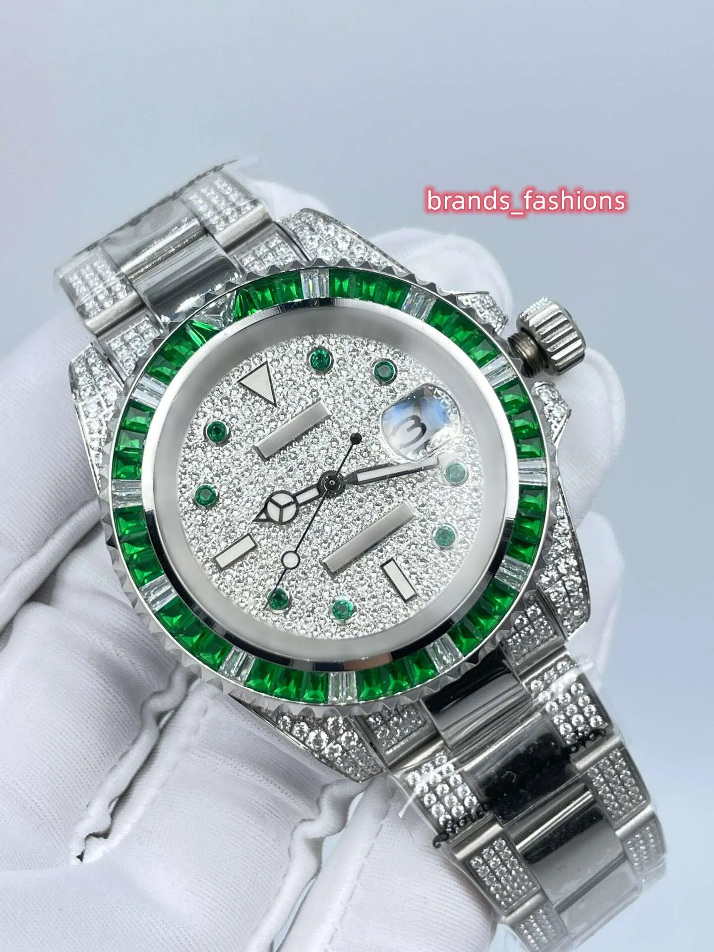 La montre-bracelet de sport d'affaires pour hommes la plus laborieuse en 2022 montre mécanique entièrement automatique lunette en diamant montre en acier inoxydable montres en argent