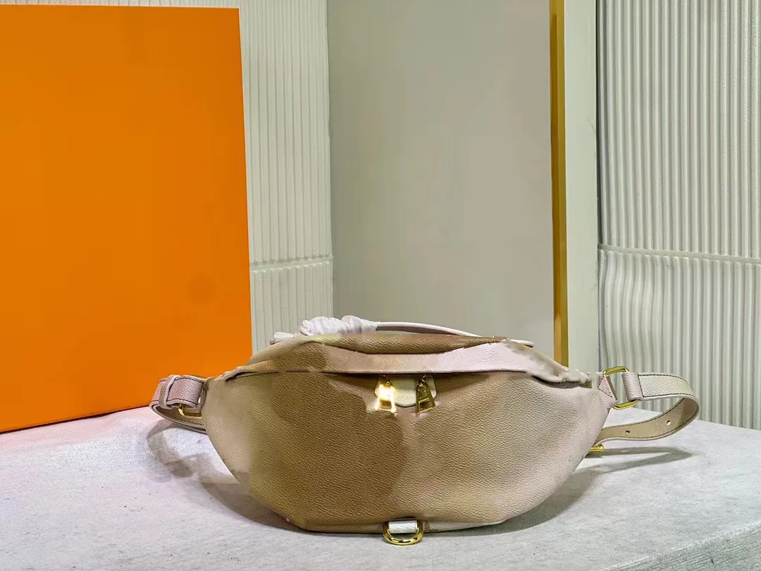 Haute qualité nouvelles femmes en cuir mode taille sac chaîne en or sac bandoulière couleur pure classique femmes sac à main épaule sacs de messager # 444333