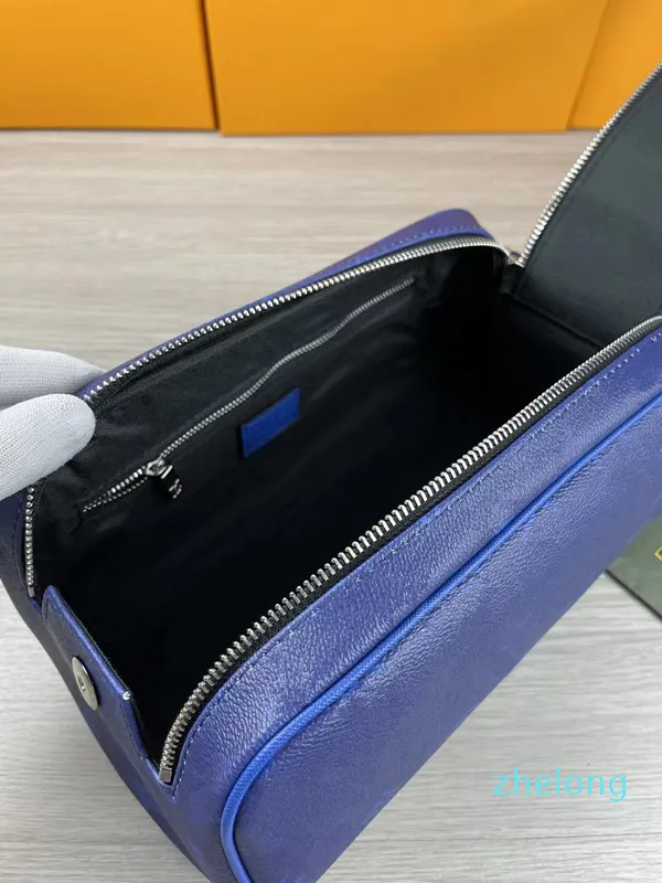 Mens designer wash bags hotsell