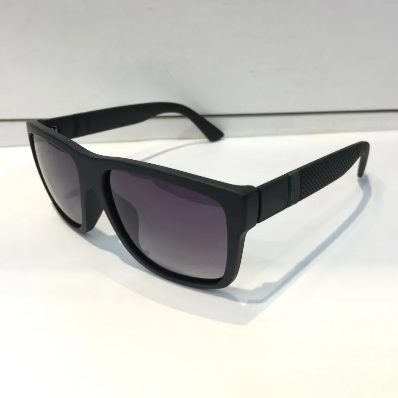 Sunglasses For Men and Women Summer 1124 Style Anti-Ultraviolet Retro Plate Frosted Full Frame Fashion Glasses Random Box 1124S