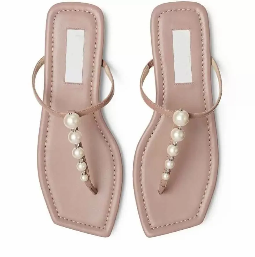 Luxur Design Alaina Slide Sandals Flats för kvinnor Pearl Embelling Strap Flip Flop Lady Walking Slip On Summer Slippers 0004