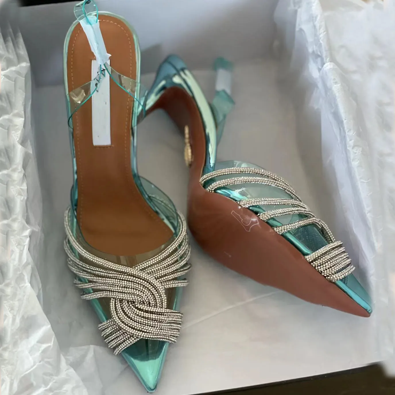 Designer Sandaler Aquazzura High Heel PVC Pumpar Women Stiletto klackar gröna strass transparent glänsande sommar lyxdesigner klänning bröllopskor med låda nr361