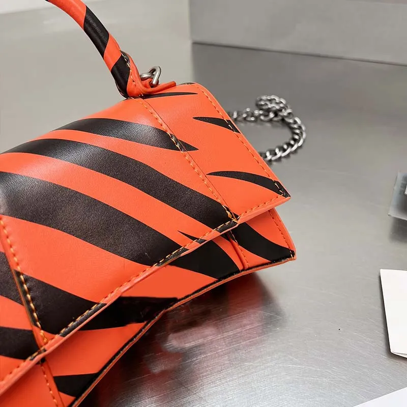 Hourglass Shape Crossbody Bag Half Moon Handbag Ladies Shoulder Bags Zebra Stripe Hardware letters Buckle Real Leather Metal Chain High Quality Fashion Wallet