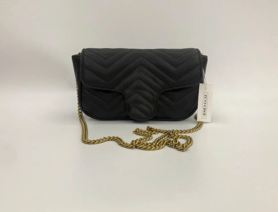 Högkvalitativa lyxdesigners Mode CrossBody-väska för kvinnor Axelväskor Brev Handväska damväska 2022 Kedjor Cross Body Clutch Kamera Handväskor 22cm