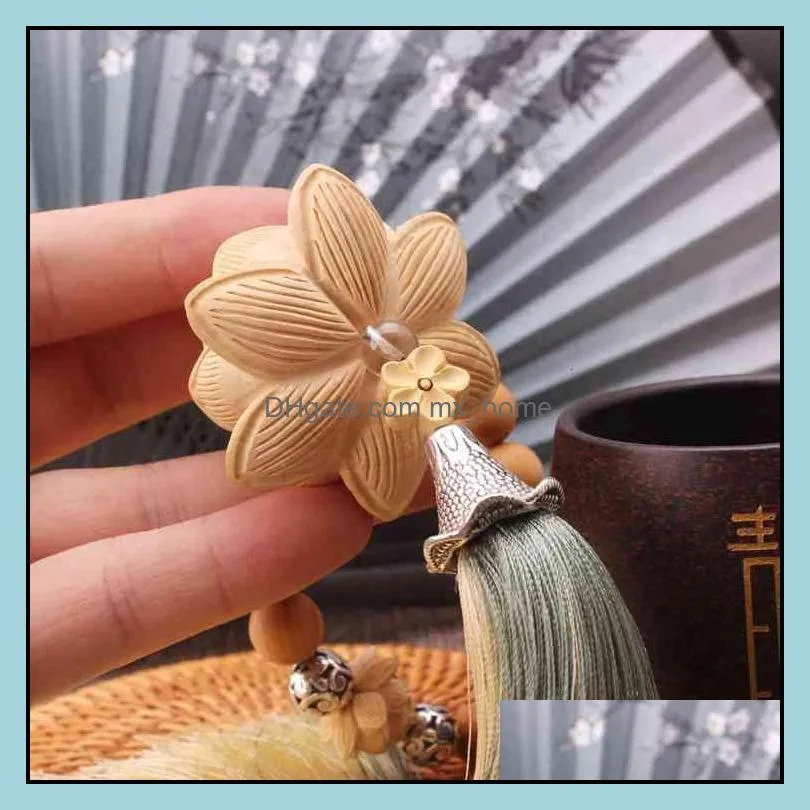 Chinese Style Products Car Pendant Boxwood Handmade Lotus Yabai Trailer Interior Rearview Mirror Safety Jewelry
