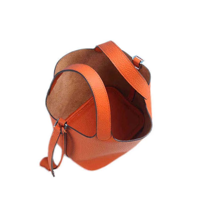 حقيبة NXY المسائية 2022 حقيبة أصلية لعلامات اليدين من الجلسة المصممة للعلامة التجارية Classical Soft Bucket 0530