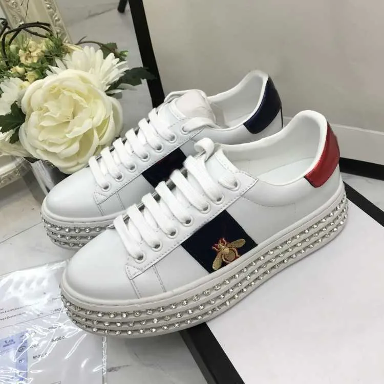 22S Ladies Luxury Diamond Casual Shoes Designer Scarpe con plateau ricamate Chaussures Flash Diamond Fashion Ladies Platform Sneakers