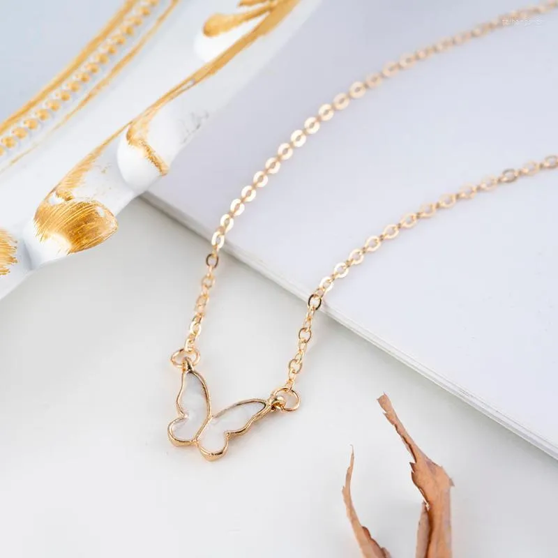 Hanger kettingen witte vlinder ketting voor vrouwen trendy eenvoudige wilde bengelen sleutelbeen ketens sieraden cadeaupendant