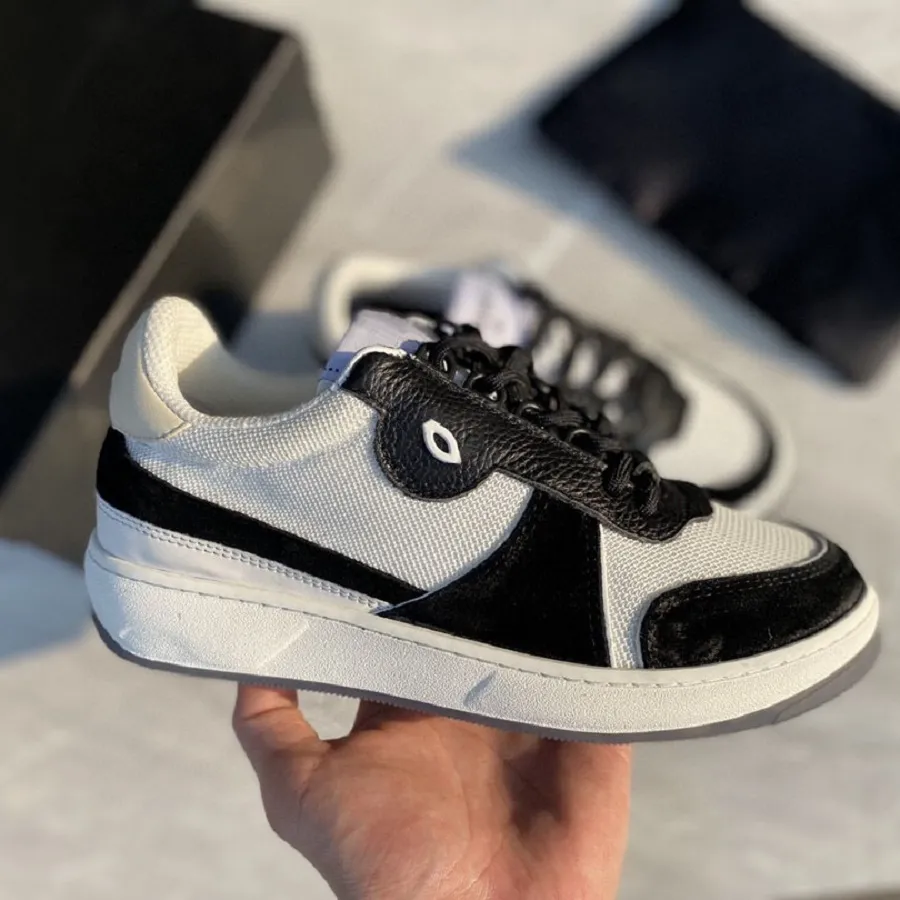 Ucb leather 2025 sneakers