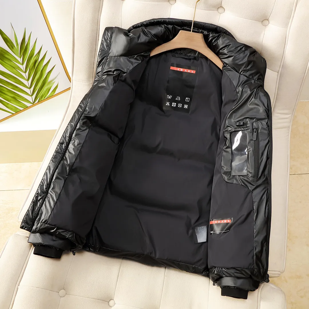 Fashion Men Winter Jacket Comfortable Soft Down Jackets 100 Goose