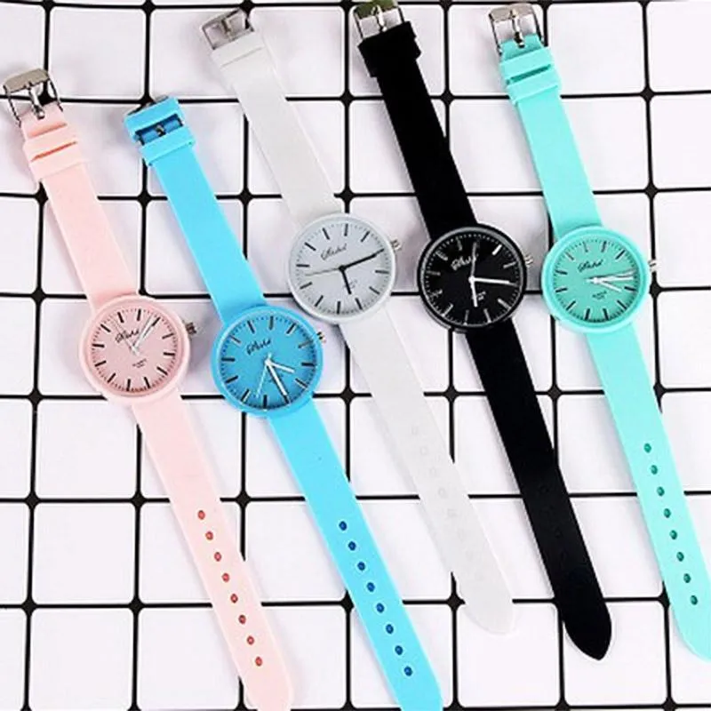 Orologi da polso da donna Orologio da polso al quarzo color caramella Lady Cinturino in silicone Orologi stile semplice per orologi di lusso Relojes Para Mujer 1pcOrologi da polso