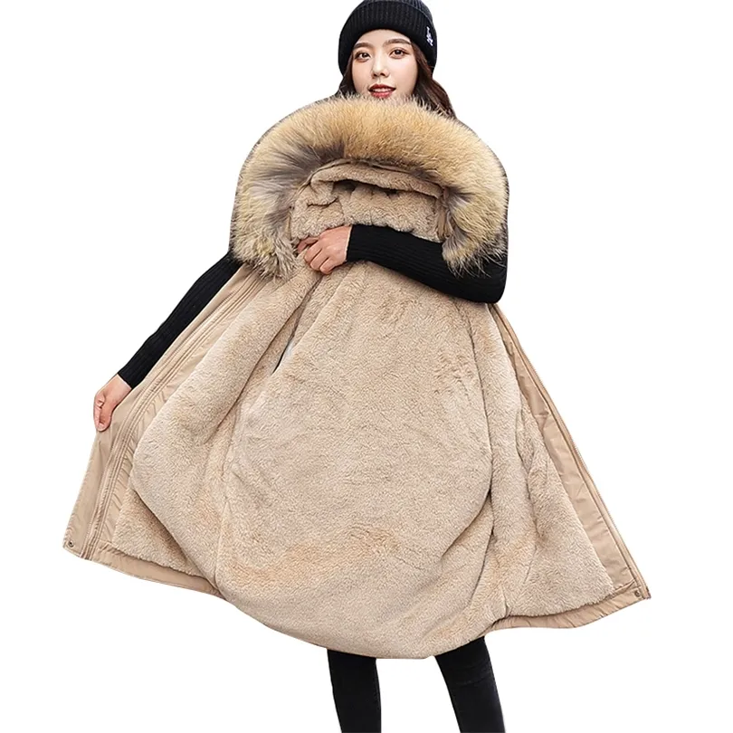 Kobiety kurtki zimowe płaszcze nowe bawełniane bawełniane paliwa z kapturem parkas feminina ciepłe sztuczne futro podszewka plus rozmiar 3xl krótkie płaszcze 201019
