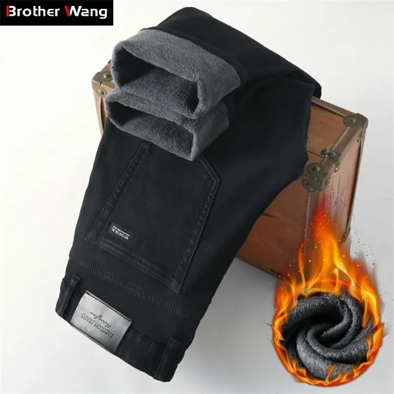 Plus Größe 42 Männer Warme Dicke Jeans Winter Neue Stil Business Fashion Slim Fit Stretch Schwarz Jean Hosen Marke Hosen 210330