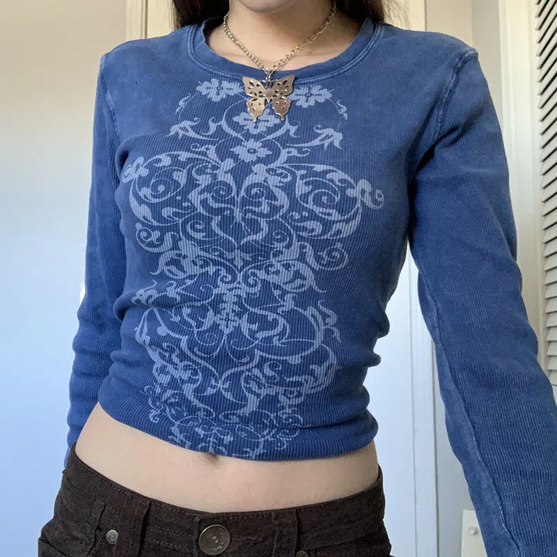 Y2K Grunge T-Shirt: Long Sleeve Graphic Print Top