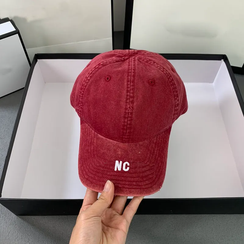 Brand DeSingers Baseball Cap Woman Caps Lett Hafdery Hats Hats Fashion Street Tide Hat Red 2242601rl