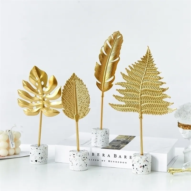 Europe Room Decoration Accessories Modern Home Decoration Desk Decoration Antique Home Decor Miniature Figurines Christmas 201203