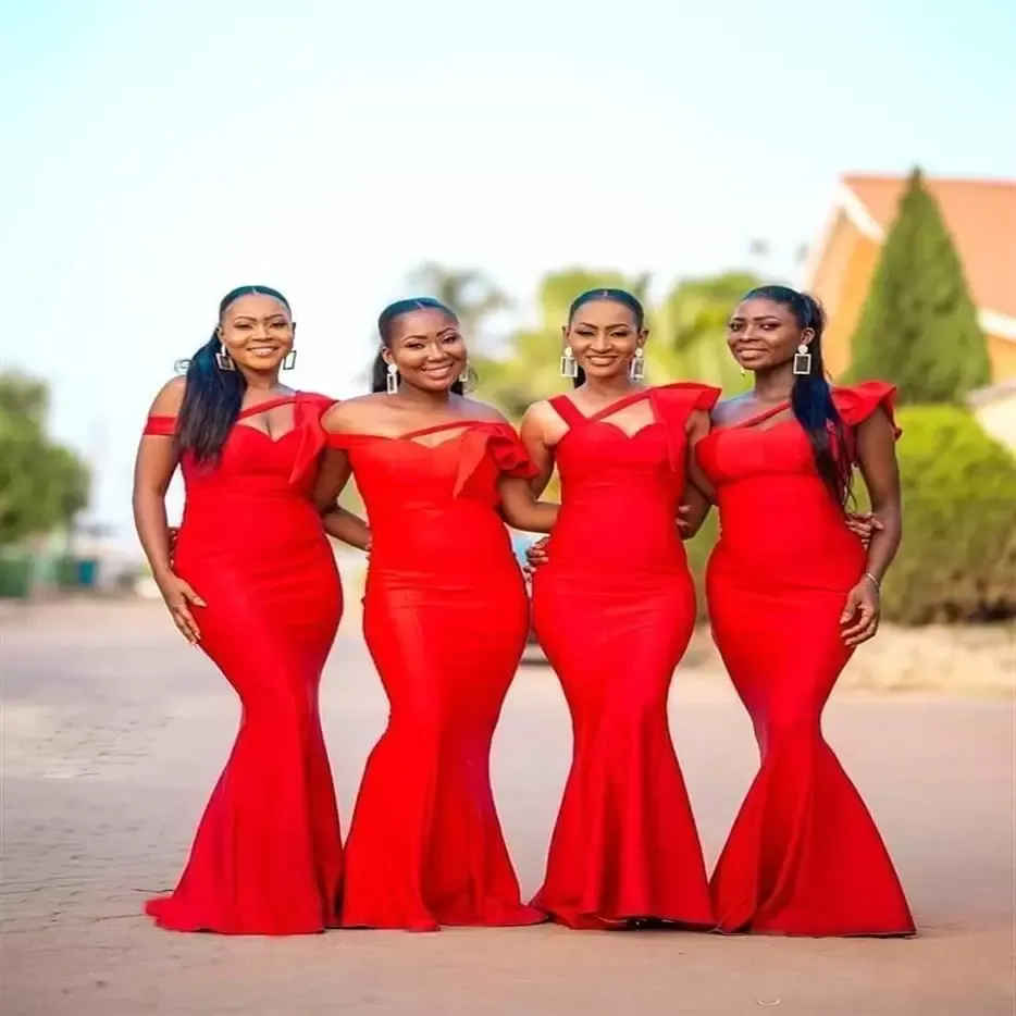 2022 Robes de demoiselle d'honneur rouge sirène une bandoulière satin plage robes d'invité de mariage, plus la taille sur mesure, vêtements d'occasion formelle