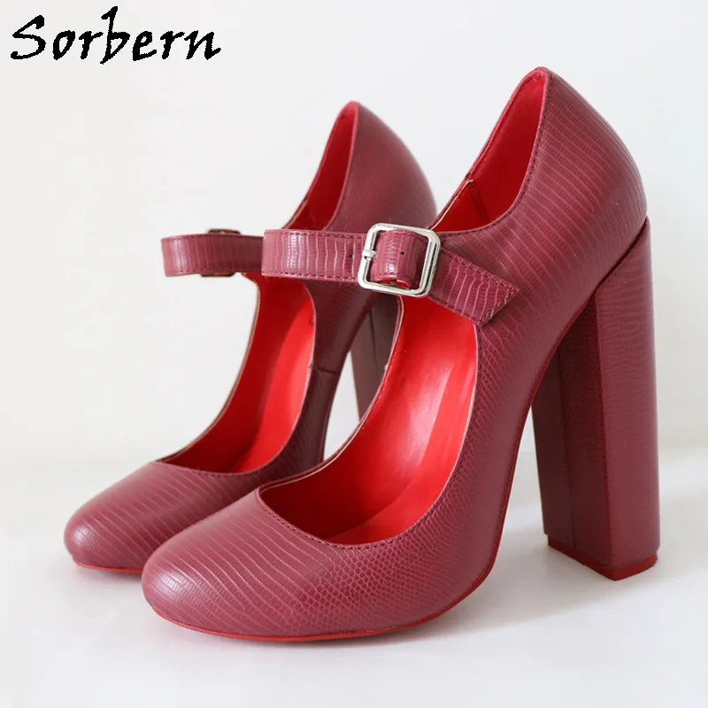 Drag outlet queen heels