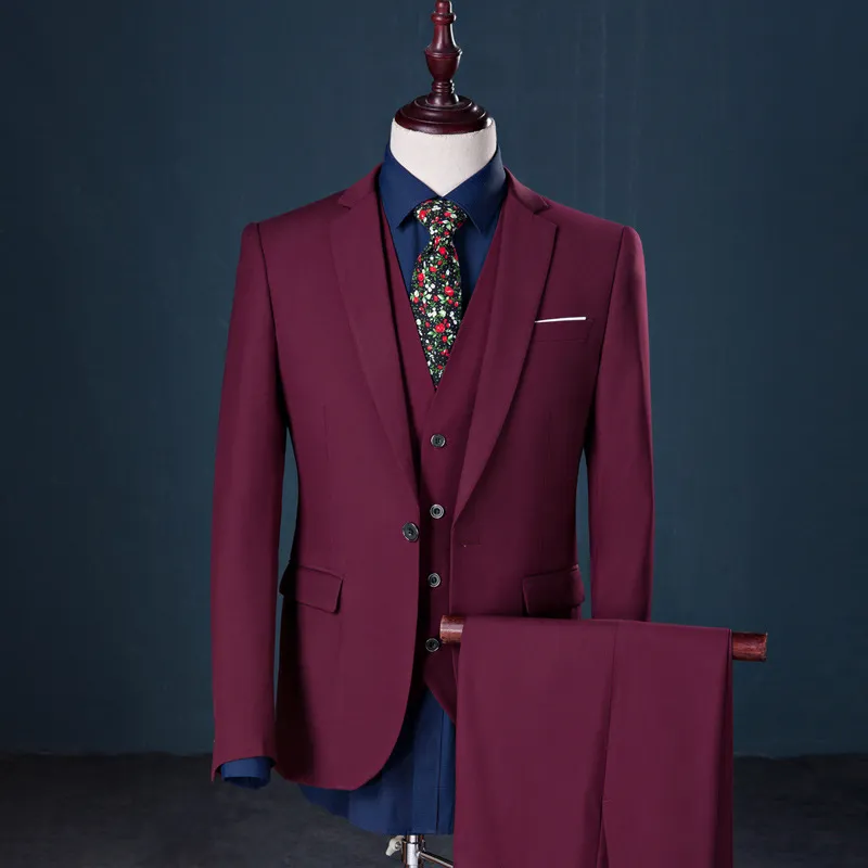 Весна новая корейская версия костюма набор кузова украшения мужская деловая повседневная трехчечная костюм одна кнопка формальная