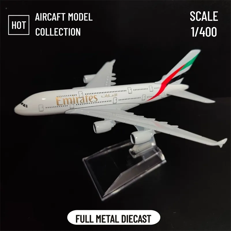 Ölçek 1 ila 400 Metal Uçak Çoğaltma Emirates Havayolları A380 B777 Uçak Diecast Model Havacılık Uçak Tahsil Oyuncaklar Boys için 220720